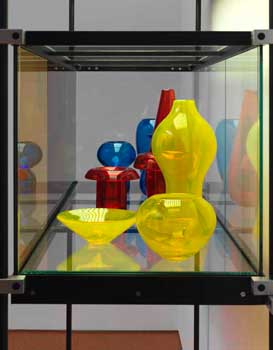 Josiah McElheny, "Chromatic Modernism (Blue, Red, Yellow)," 2008. Courtesy Donald Young Gallery.