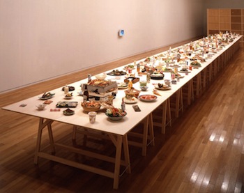 Rirkrit Tiravanija, "Untitled (the raw and the cooked)", 2002. Photo (c) KIOKU Keizo.