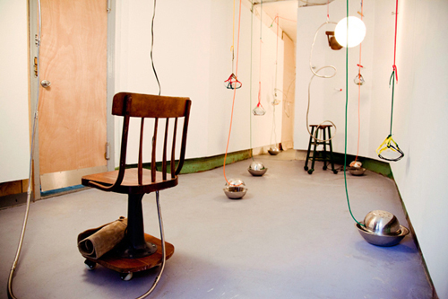 Aki Sasamoto, Talking In Circles In Talking (installation view), 2013