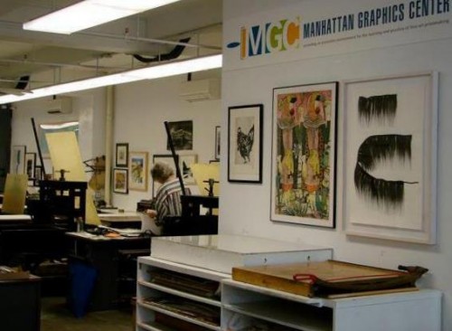 Manhattan Graphics Center offers facilities for intaglio, lithography, screenprinting and a darkroom.