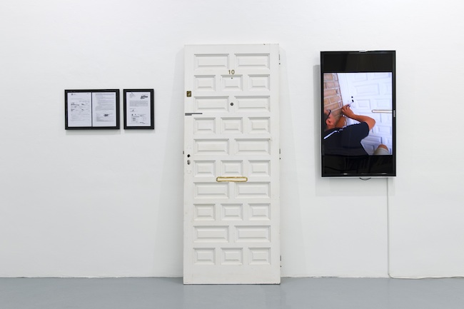 Núria Güell. Intervencion #1, 2012 (installation view: Allegaciones Desplazadas). AND Galeria, Barcelona. Photo: Roberto Ruiz.