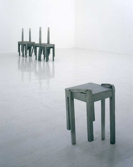 Doris Salcedo. Noviembre 6, 2001. Stainless steel, lead, wood, resin and steel in 3 parts, dimensions variable. Photo by Stephen White. © Doris Salcedo. Courtesy the Alexander and Bonin, New York.